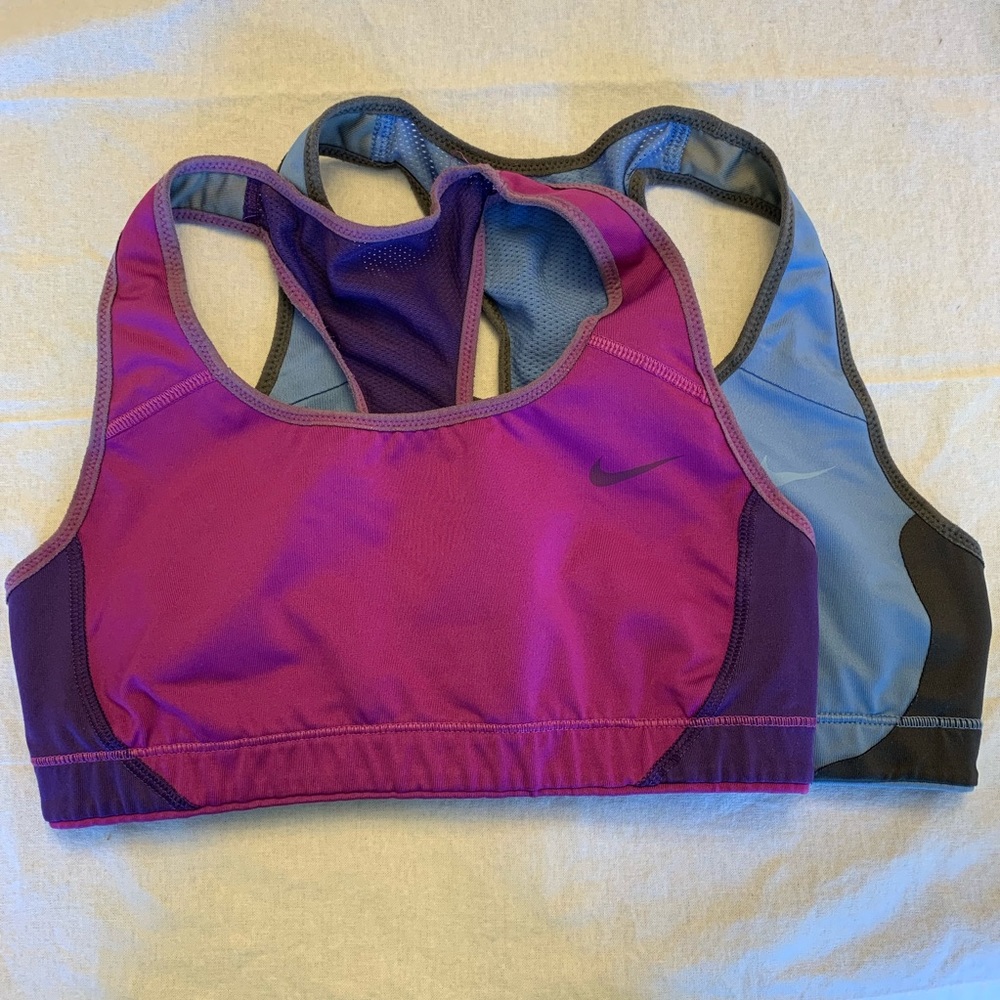 2 Nike sports bras